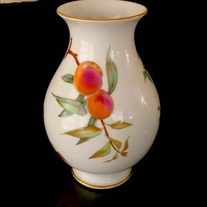 Vintage Royal Worcester Evesham Vase